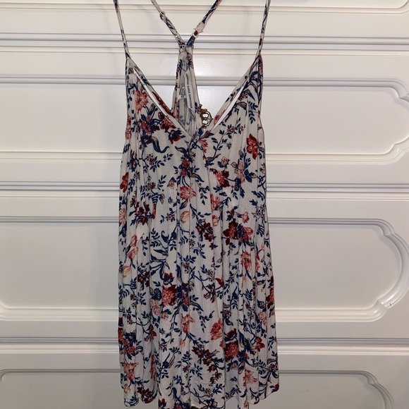 American Eagle Outfitters Tops - women’s american eagle tank top